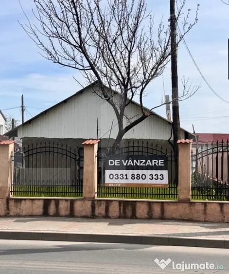 Casă cu 4 camere cu Teren 420 Mp în Central