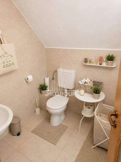 Apartament cu 3 camere semidecomandat, mobilat în Zorilor