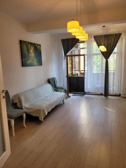 Apartament cu 3 camere în Dacia