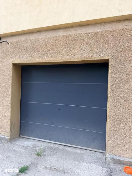 Apartament cu 4 camere în Central