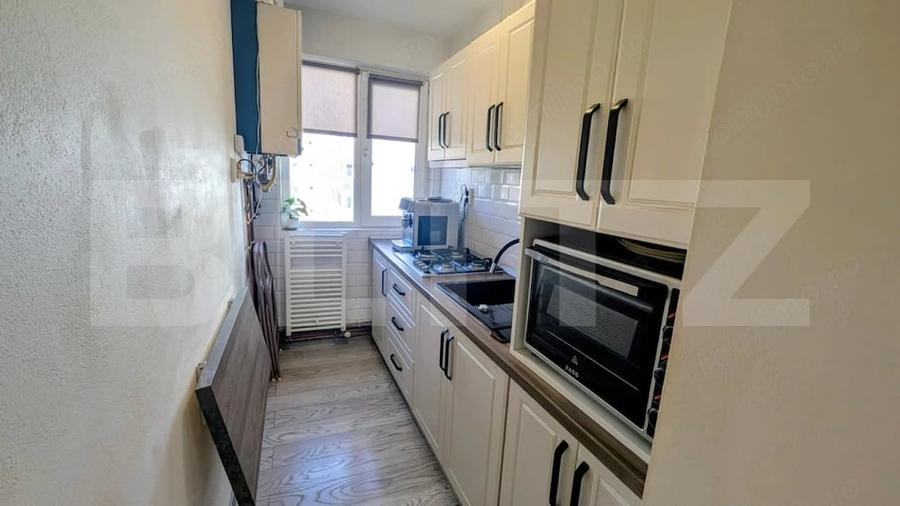 Apartament cu 2 camere semidecomandat în Cetate