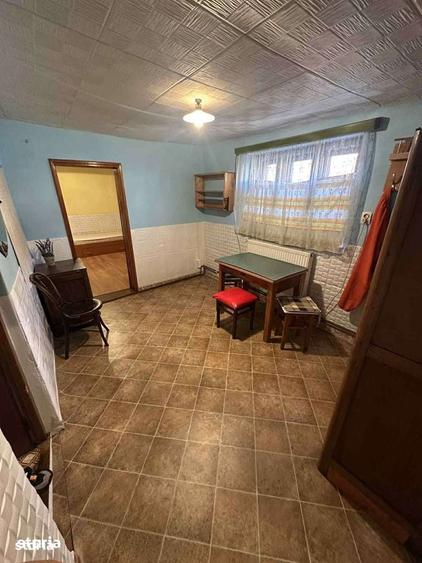 Casă cu 2 camere cu Teren 130 Mp în Plopilor