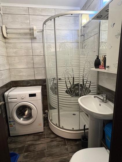 Apartament cu 2 camere decomandat în Drumul Taberei