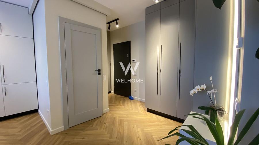 Apartament cu 3 camere semidecomandat, mobilat în Turnișor