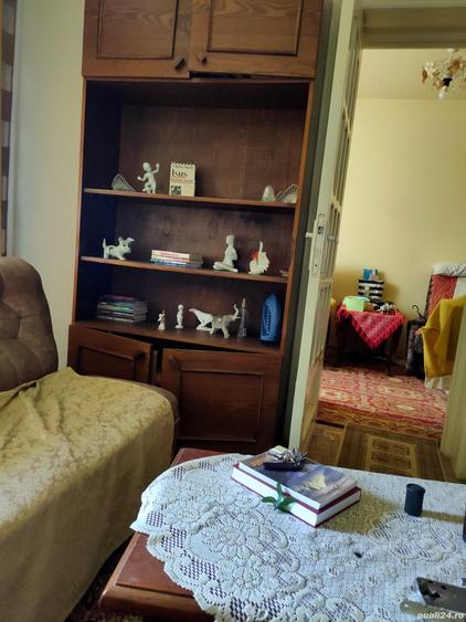 Apartament cu 2 camere în Moldova Nouă