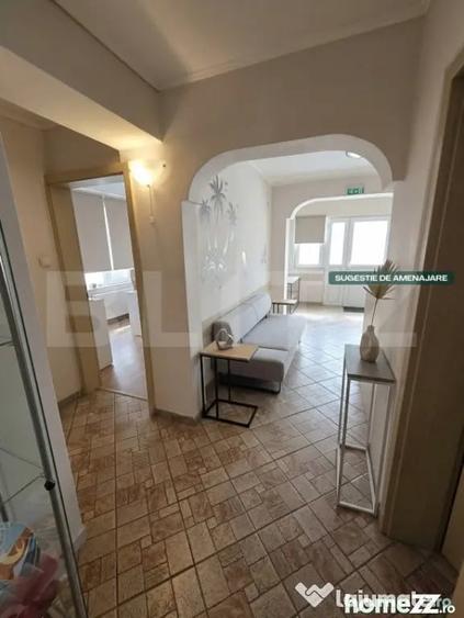 Apartament cu 3 camere decomandat în Dumbrava 2