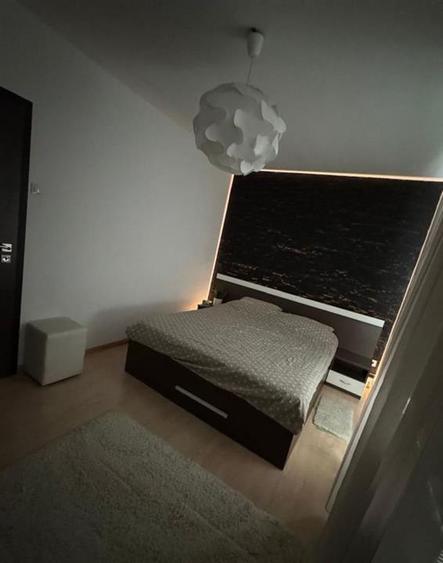 Apartament cu 2 camere semidecomandat, mobilat în Terezian