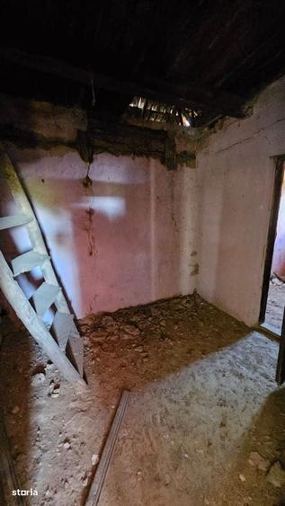 Casă cu 3 camere în Cuied