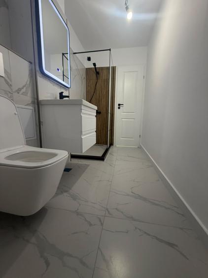 Apartament cu 2 camere semidecomandat în Titan