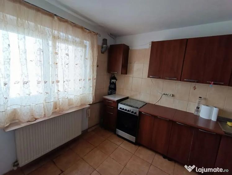 Apartament 3 camere, decomandat, langa Mall Vitan - 1