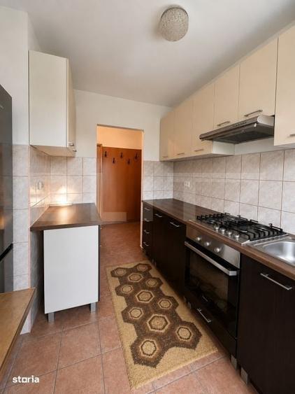 Apartament cu 3 camere în P-ța Unirii