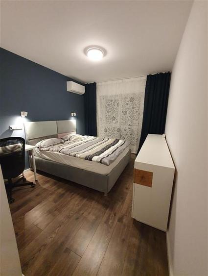 Apartament cu 3 camere semidecomandat, mobilat în Aviației