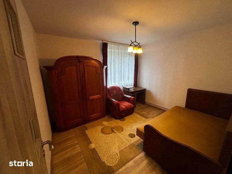 Apartament cu 3 camere decomandat în Budai