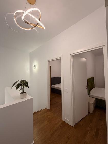 Apartament cu 3 camere decomandat, mobilat în Pipera