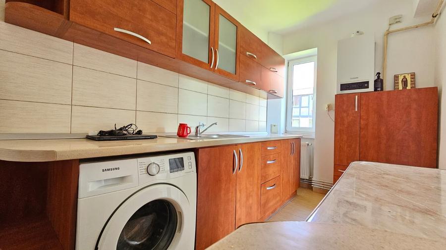 Apartament 2 camere Centrul-Civic,decomandat,liber,89900 Euro - 7