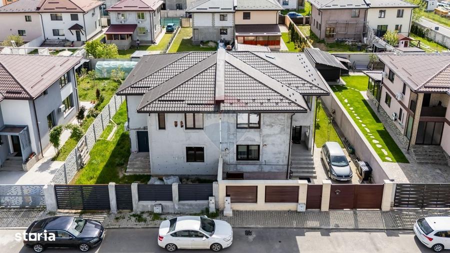 Casă cu 4 camere cu Teren 348 Mp în Central