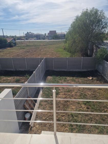 Casă cu 4 camere în Moșnița Nouă