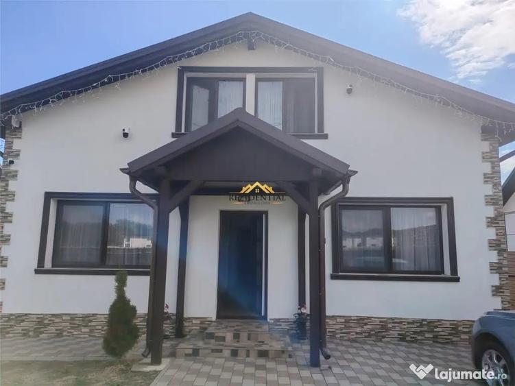 Casă cu 4 camere cu Teren 300 Mp în Șcheia