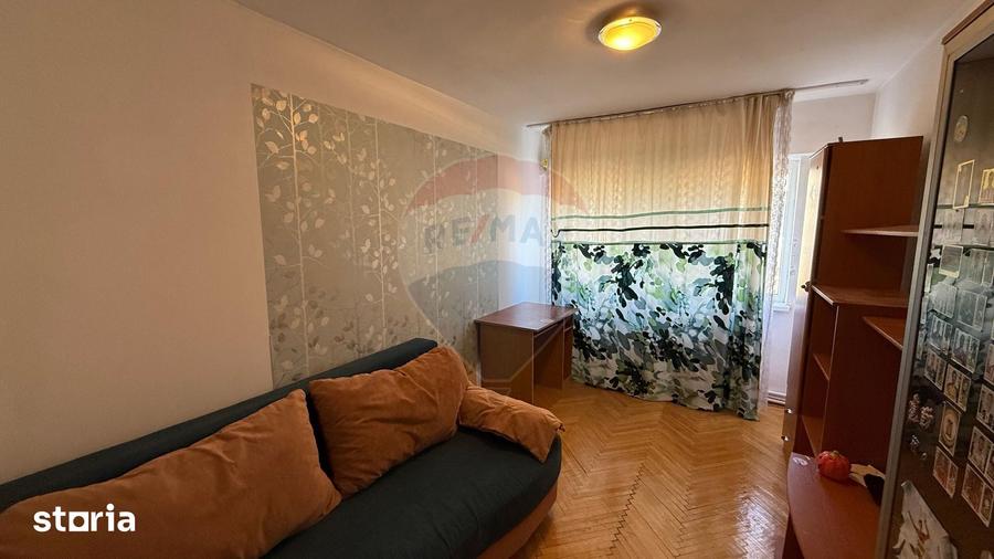 Apartament cu 4 camere în Central