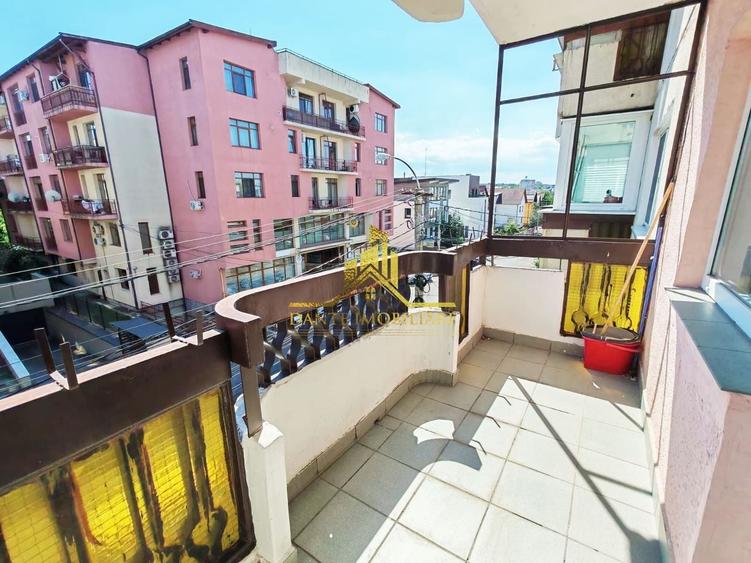 Apartament cu 2 camere decomandat, mobilat în Zorilor