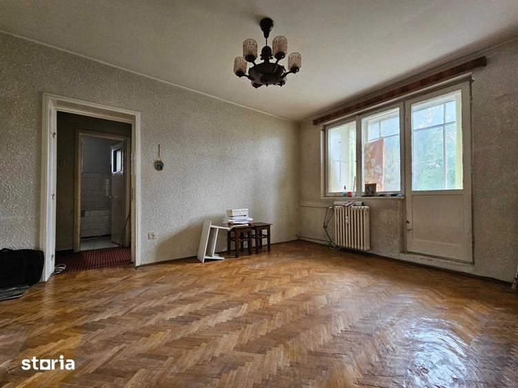 Apartament cu 3 camere semidecomandat în Ultracentral