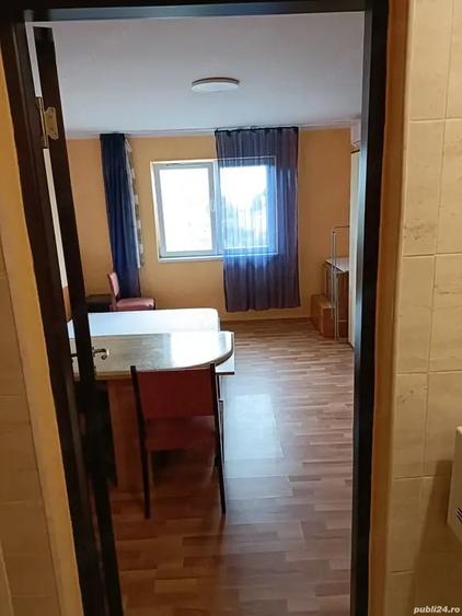Garsonieră decomandată în Nord
