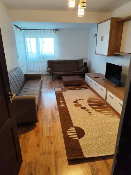 Apartament cu 3 camere decomandat în Faleza Nord