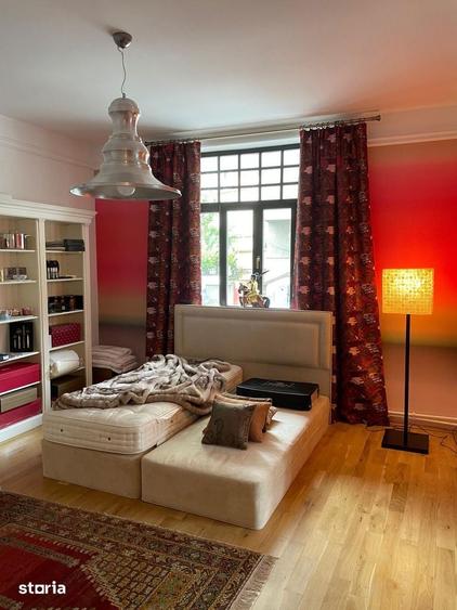 Apartament cu 5 camere în Eminescu