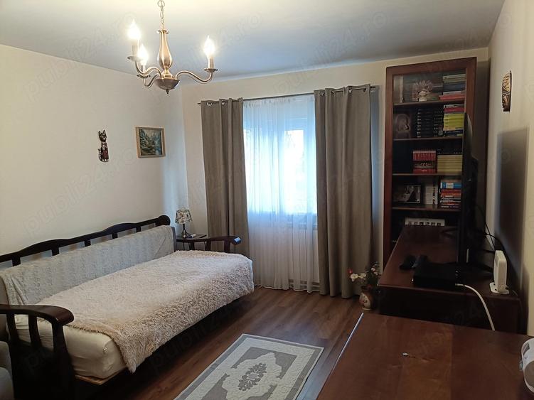 Garsonieră decomandată în Central