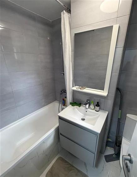 Apartament cu 2 camere decomandat, mobilat în Tudor Vladimirescu