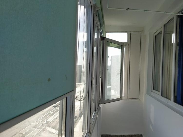 Apartament cu 2 camere semidecomandat, mobilat în 1 Mai