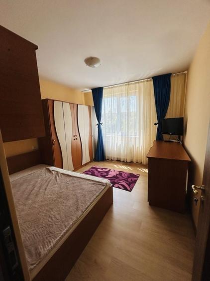 Apartament cu 2 camere semidecomandat în Craiovei