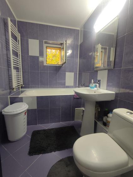 Apartament cu 2 camere decomandat, mobilat în Nicolina