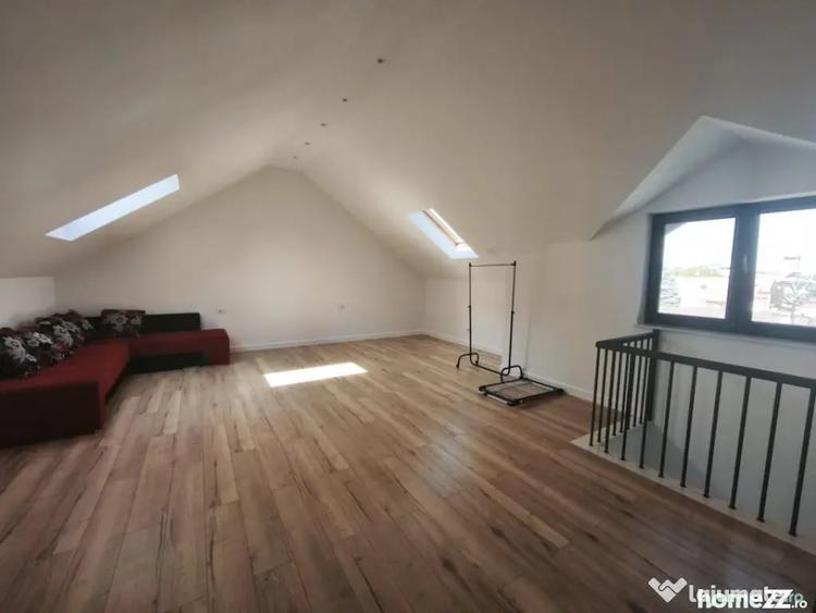 Casă cu 4 camere cu Teren 200 Mp în Central
