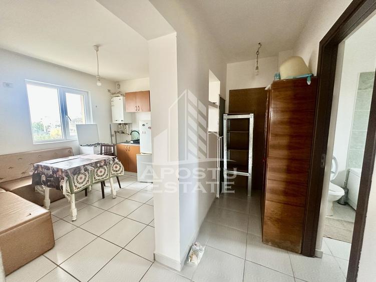 Apartament cu 2 camere semidecomandat, mobilat în Chișoda
