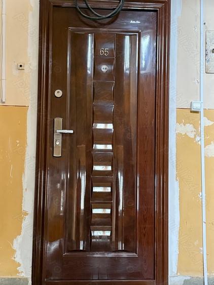 Apartament cu 2 camere decomandat în Centrul Vechi