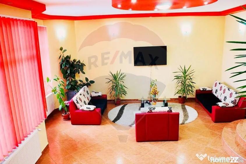 Casă cu 6 camere cu Teren 719 Mp în Oncea