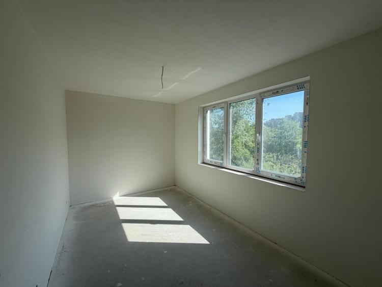 Apartament 3 camere, 64,5 mp, zona Vivo - 2