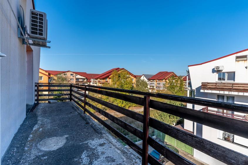 Apartament cu 2 camere semidecomandat, mobilat în Florești