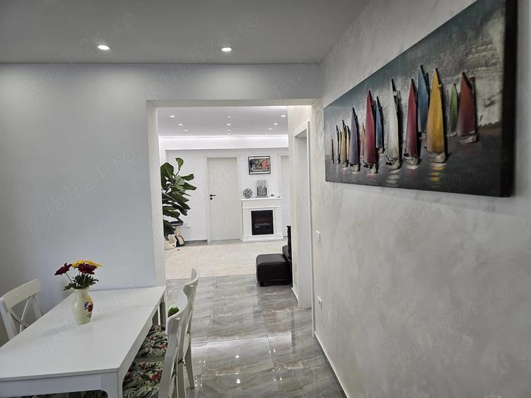 Apartament cu 3 camere semidecomandat în Apărătorii Patriei