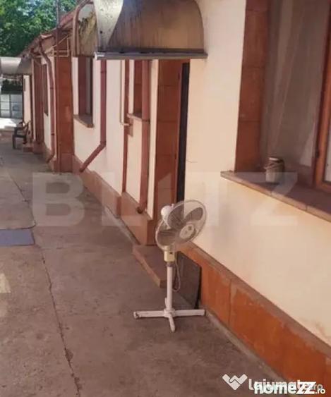 Casă cu 4 camere cu Teren 100 Mp în Central