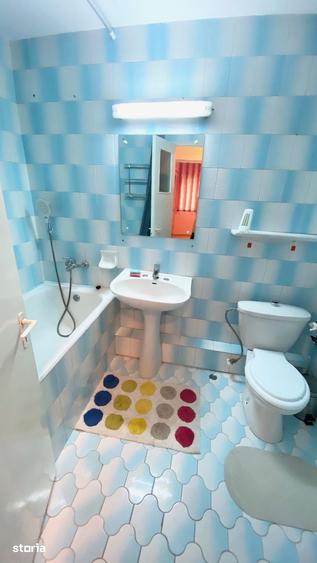 Apartament cu 2 camere decomandat în Titan