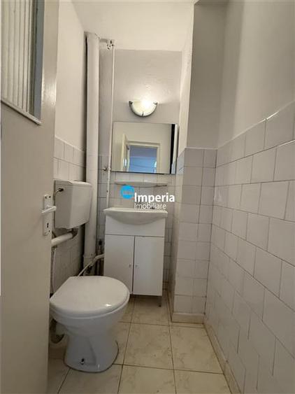 Apartament cu 3 camere decomandat în Gară