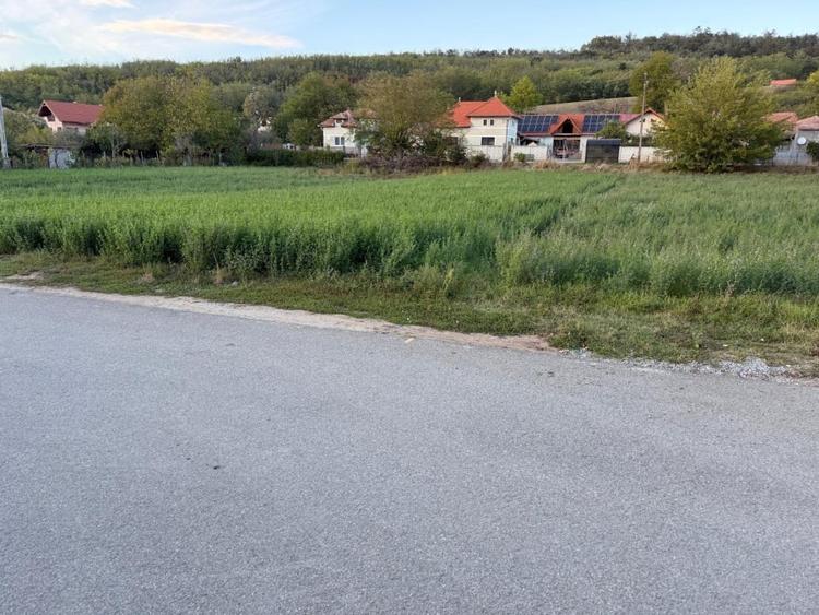 Teren Construcții intravilan de 775 mp, în Hăpria