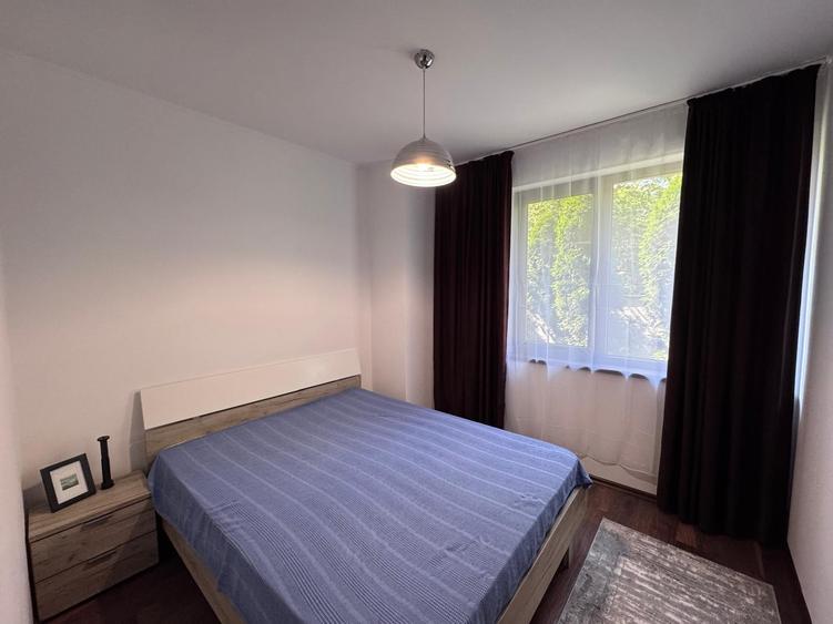 Apartament cu 2 camere decomandat, mobilat în Ultracentral