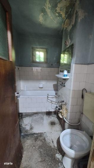 De vanzare apartament 2 camere,parter,aleea Crinilor - 1