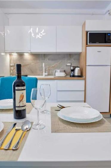 Inchiriez apartament cu doua camere in complex Alezzi Beach Resort - 1