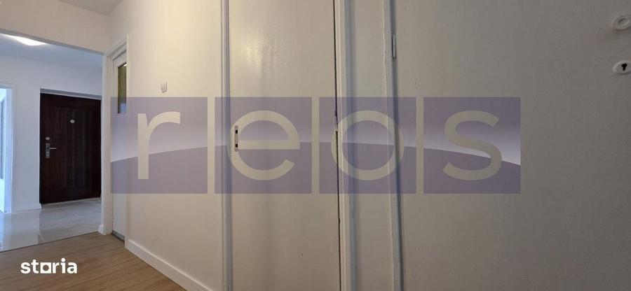 Apartament cu 3 camere decomandat în Dristor