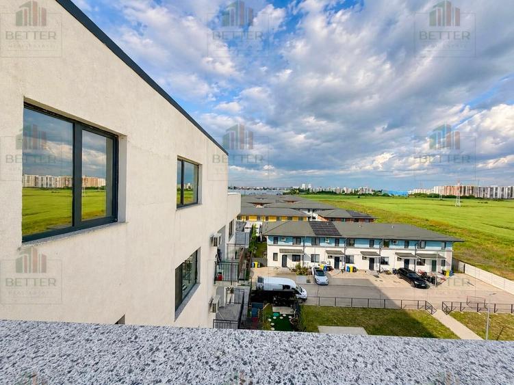 Penthouse cu 3 camere semidecomandat în Metalurgiei
