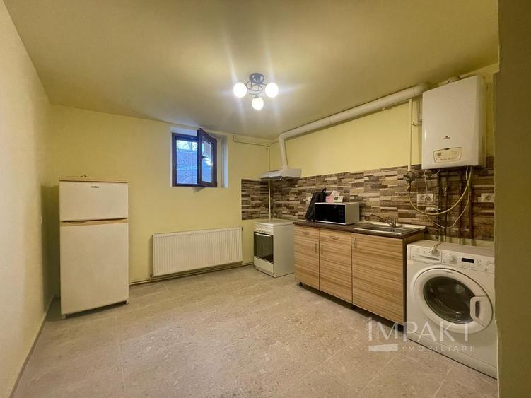 Apartament cu 2 camere decomandat, mobilat în Central